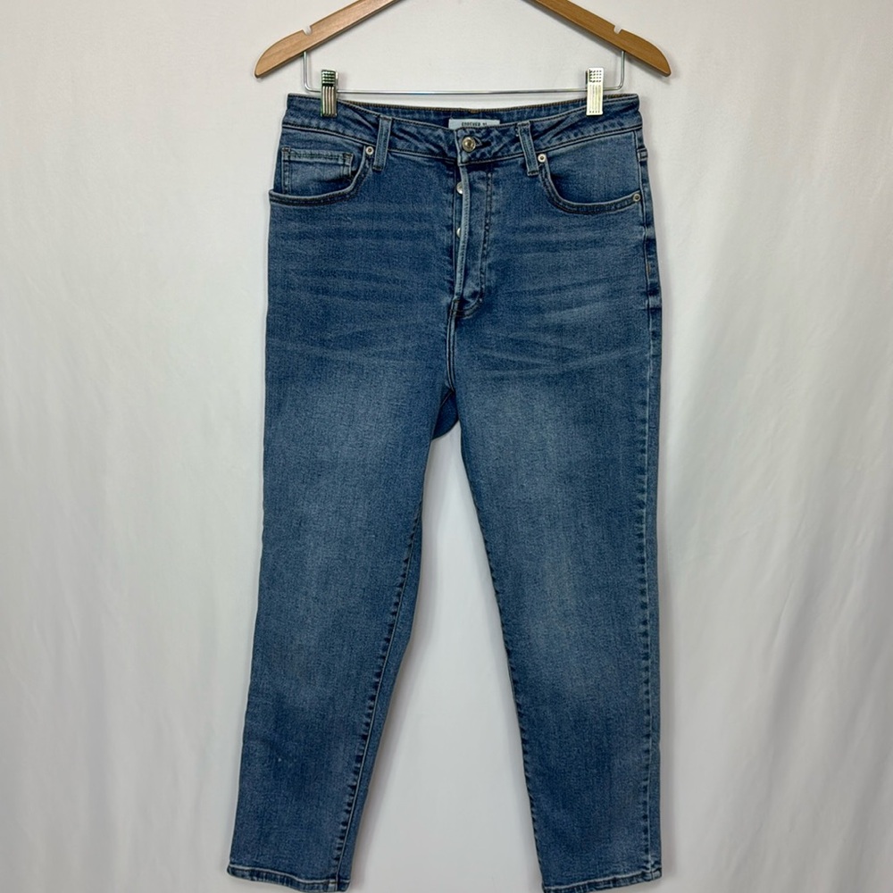 Forever 21 Mom Jeans Size 30 Mid Blue Wash Women’s High Rise Stretch